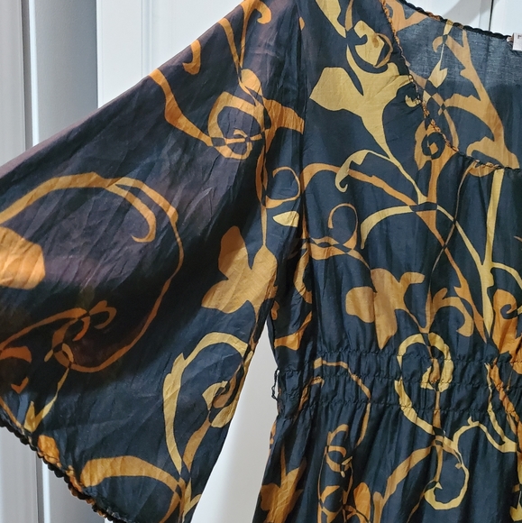 Blouse - Picture 3 of 8